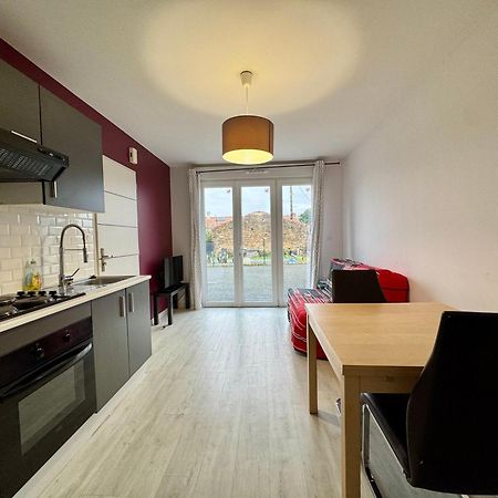 Apartamento Domaine Des 5 Roses - Rose Rouge La Guierche Exterior foto